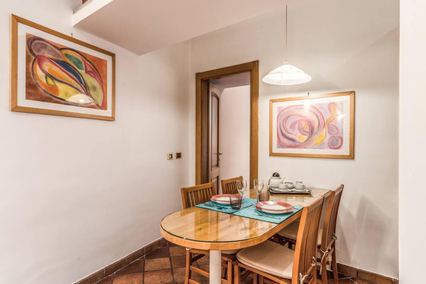 Apartmán Cozy Flat In Trevi Fountain Řím Exteriér fotografie